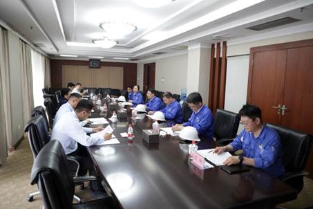 打造向上向前第一象限生力軍 錘煉甘于做人做事作難、受苦受累受屈的企業(yè)家隊伍——河南投資集團黨委書記、董事長劉新勇蒞臨安彩高科開展主題教育調(diào)研